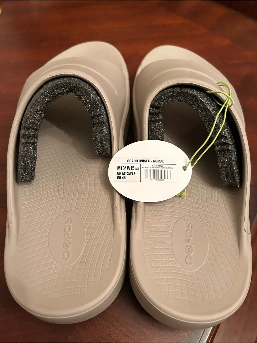 Men’s OOFOS Light beige Slip-On Slide Sandals